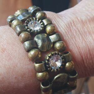 ECCENTRIC 7" Antiqued Brass Crystals Bracelet
